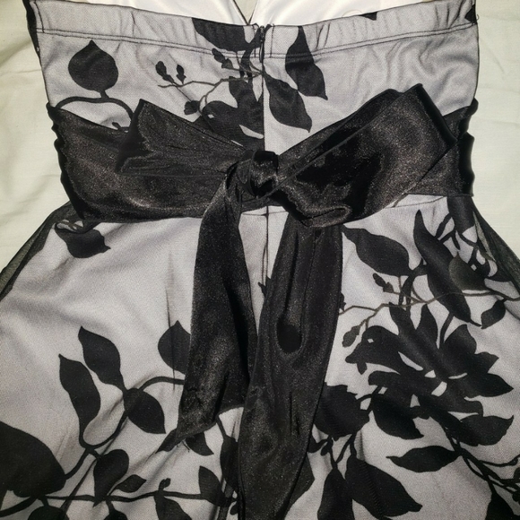 Speechless Mini Dress - Picture 7 of 10